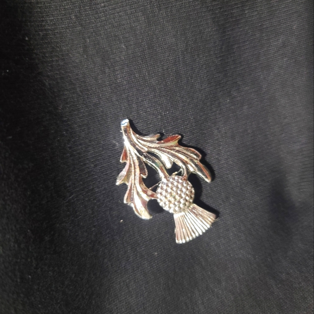 Antique flower Pin brooches